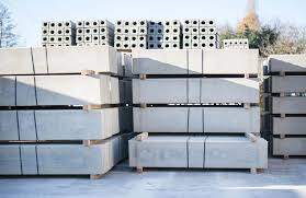 Betonnen palen en platen